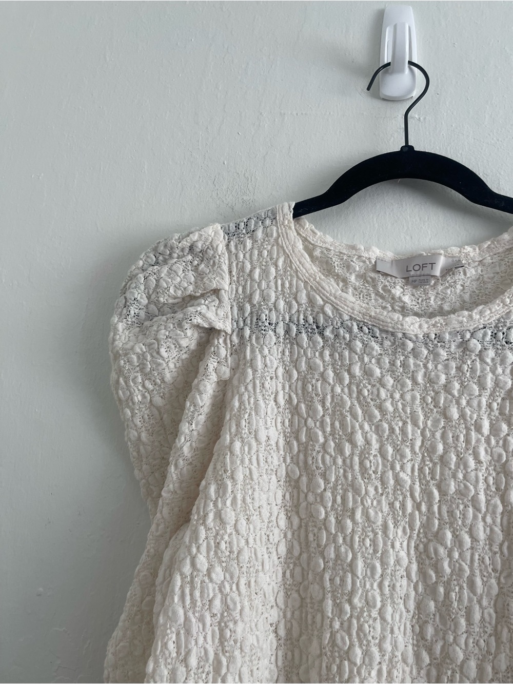Loft Lace Pleated Puff Sleeve Top Dainty Cream Long Sleeve Blouse Womens Medium - Picture 4 of 8